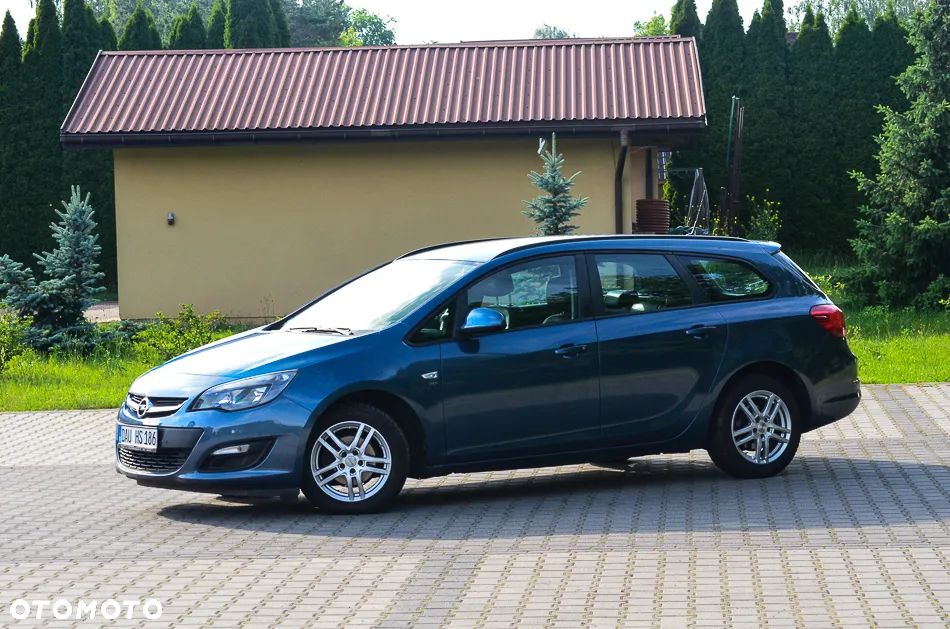 Opel Astra 1.6 Cosmo - 9