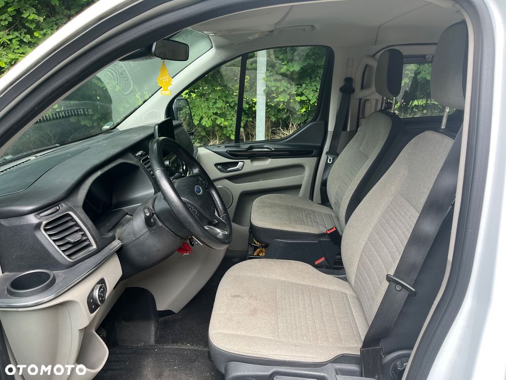 Ford Tourneo Custom 1.0 PHEV L1 Titanium - 17