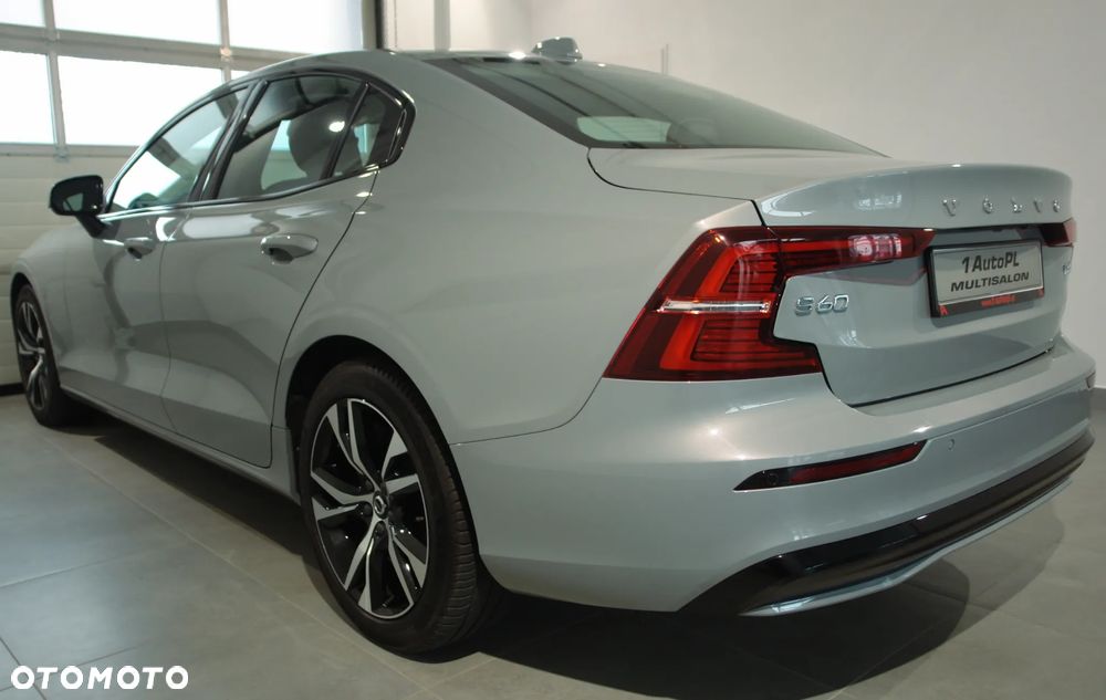 Volvo S60 B5 B AWD Ultimate Dark - 6