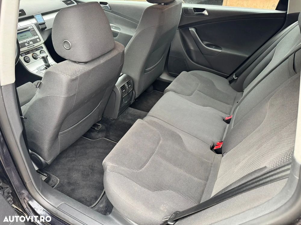 Volkswagen Passat Variant 2.0 TDI DSG Highline - 10