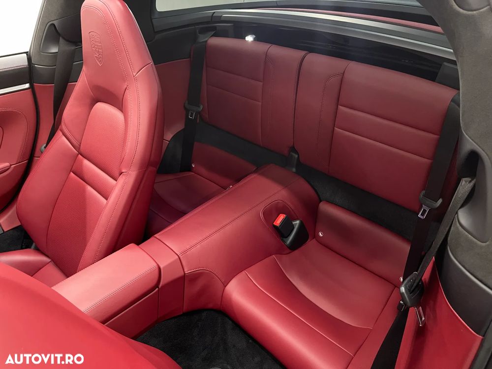 Porsche 911 4S PDK - 11