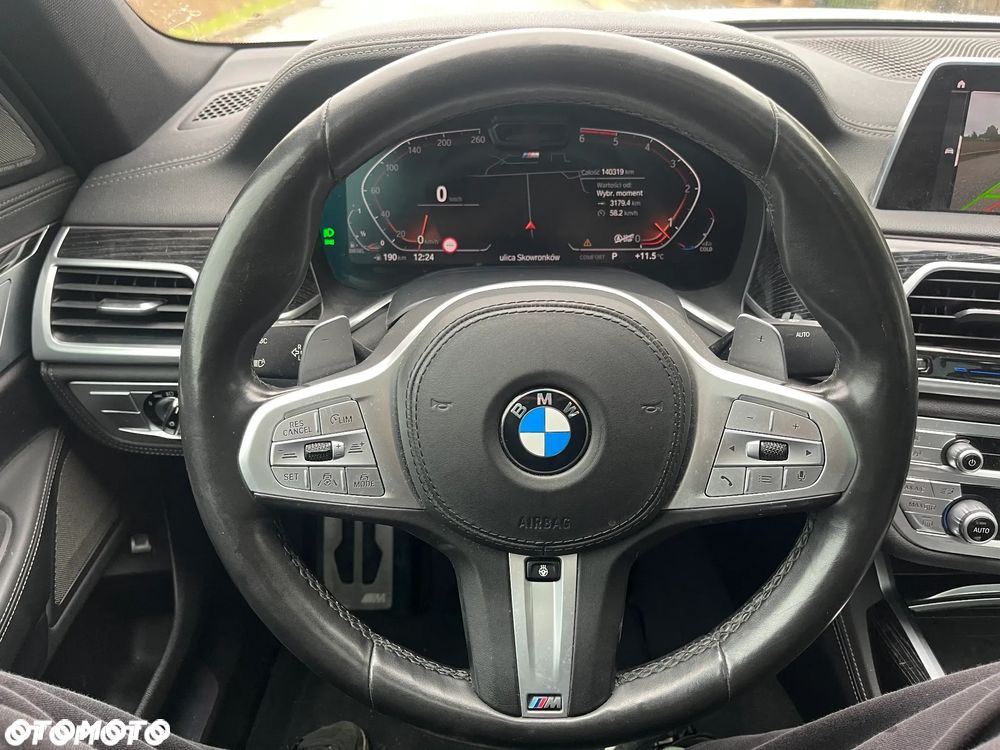 BMW Seria 7 740d xDrive - 11