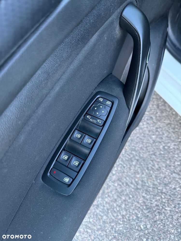 Renault Megane 1.5 Blue dCi Intens - 15