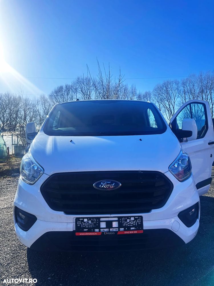 Ford Transit Custom - 8