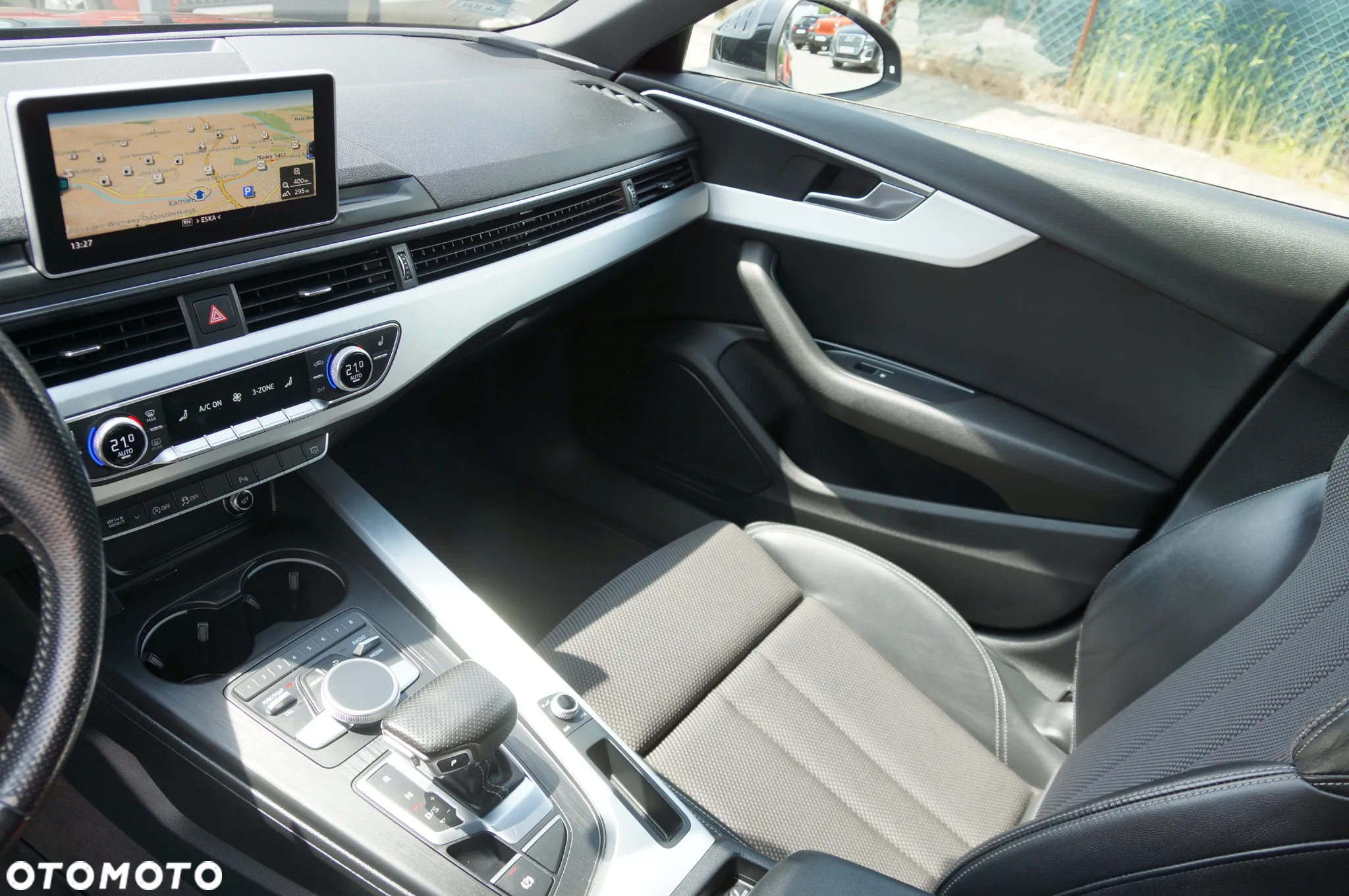 Audi A4 2.0 TDI S tronic - 25