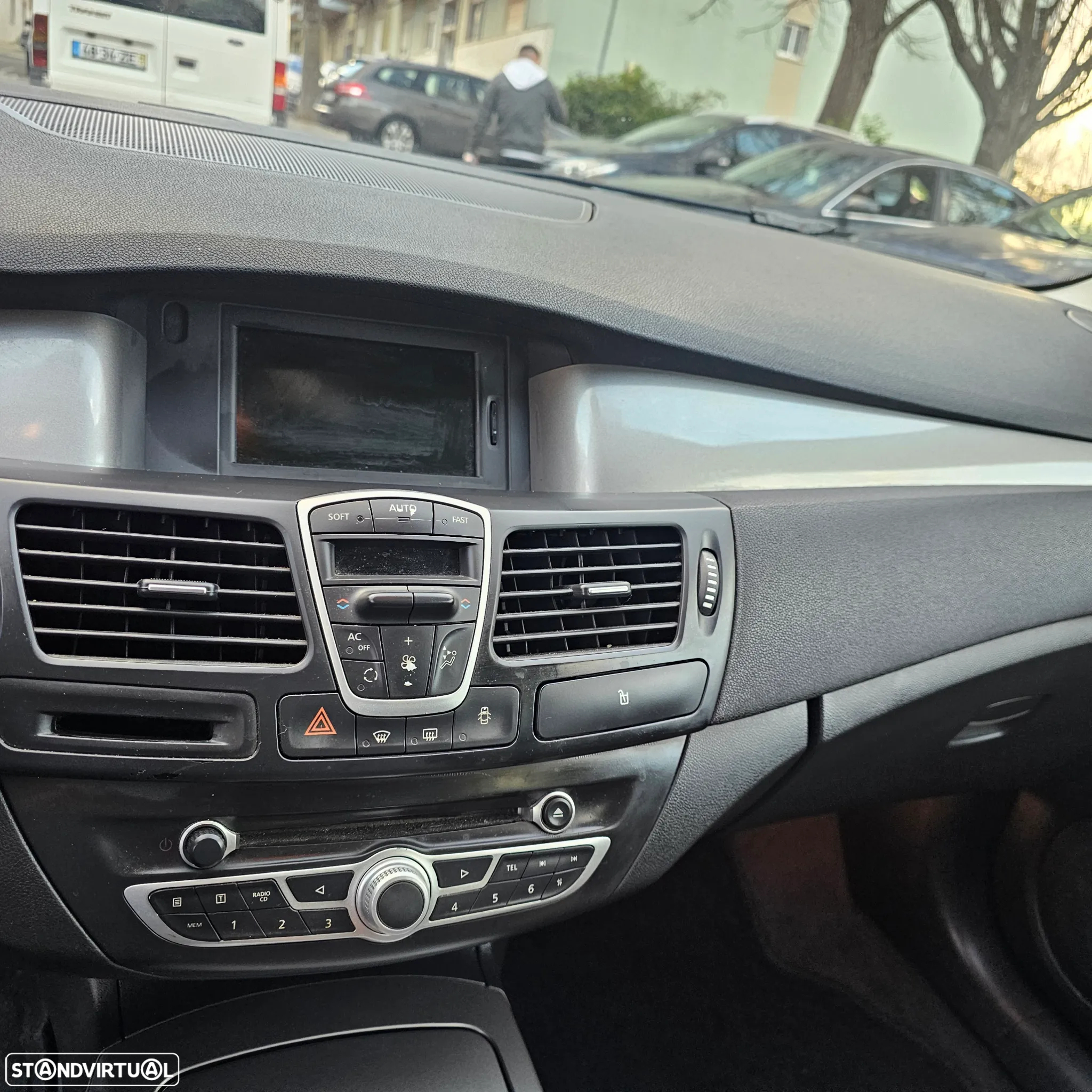 Renault Laguna Break 1.5 dCi SE Black Line - 18