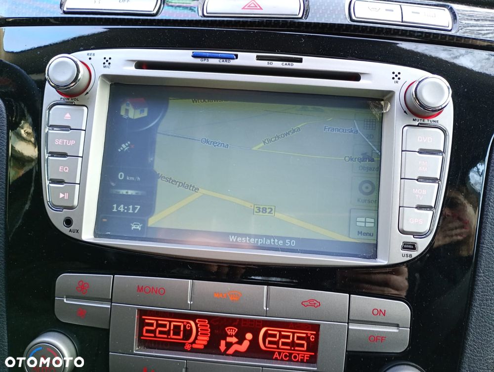Ford S-Max - 26