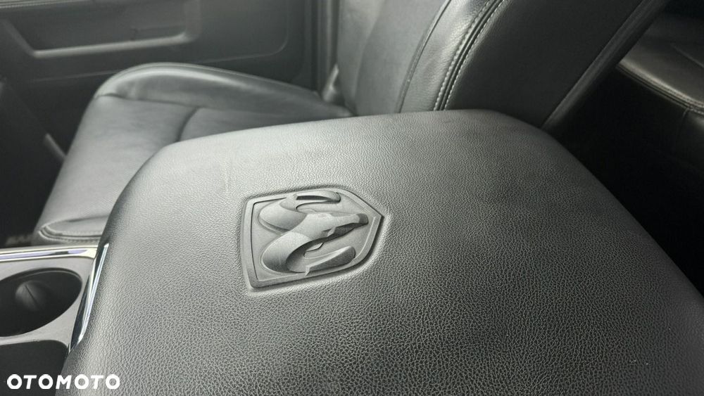 Dodge RAM - 16