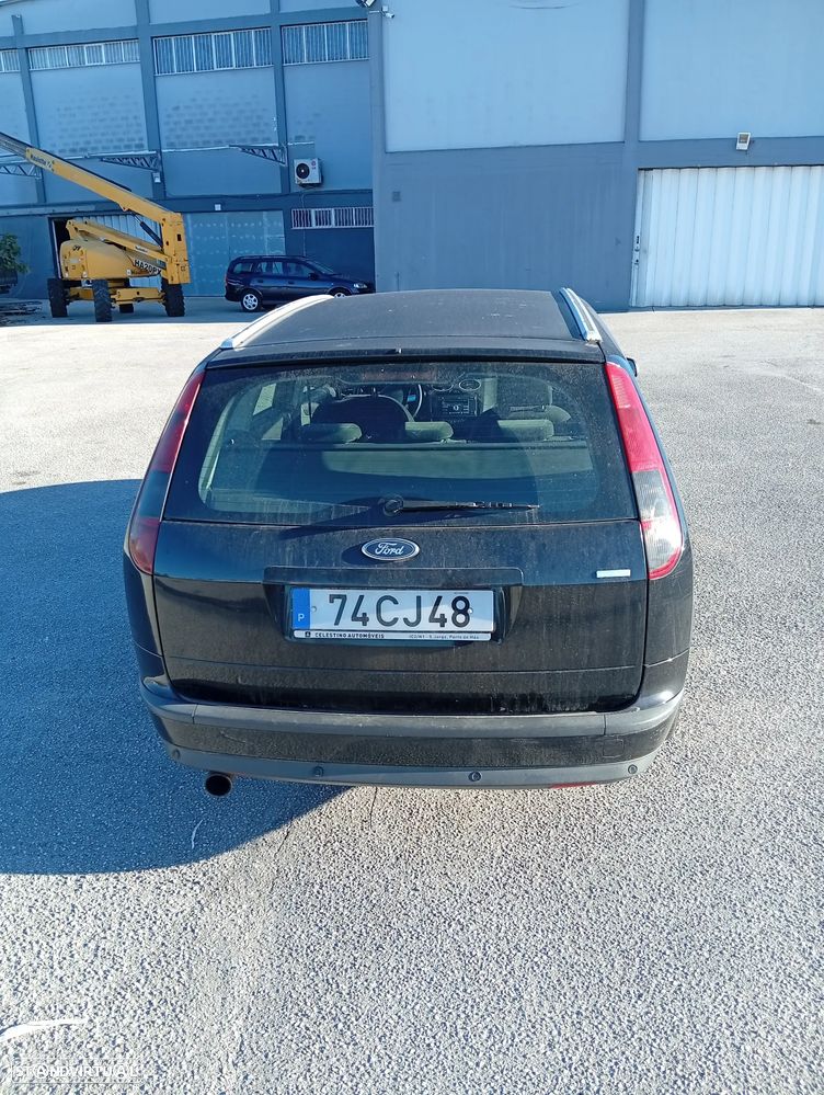 Ford Focus SW 1.6 TDCi Ghia - 4