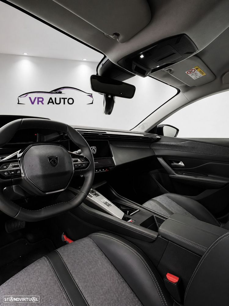 Peugeot 408 - 10