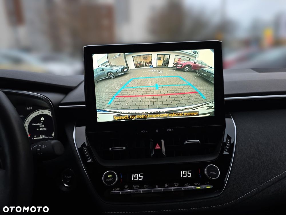 Toyota Corolla 1.8 Hybrid Comfort - 21