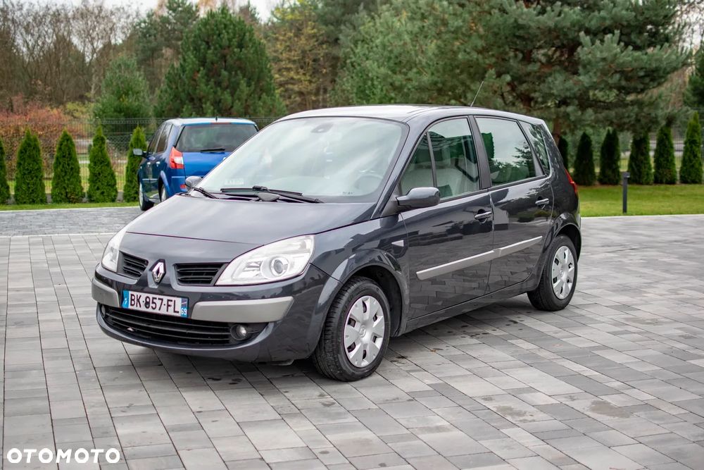 Renault Scenic - 16