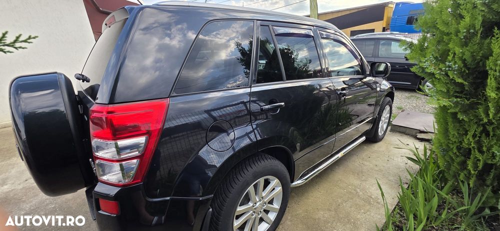 Suzuki Grand Vitara 1.9 DDiS Comfort DPF Limited - 20
