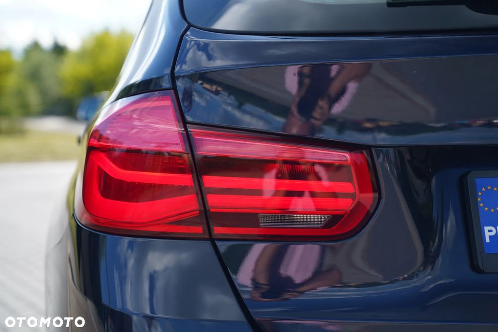 BMW Seria 3 320d Sport-Aut Efficient Dynamics Edition Sport Line - 17