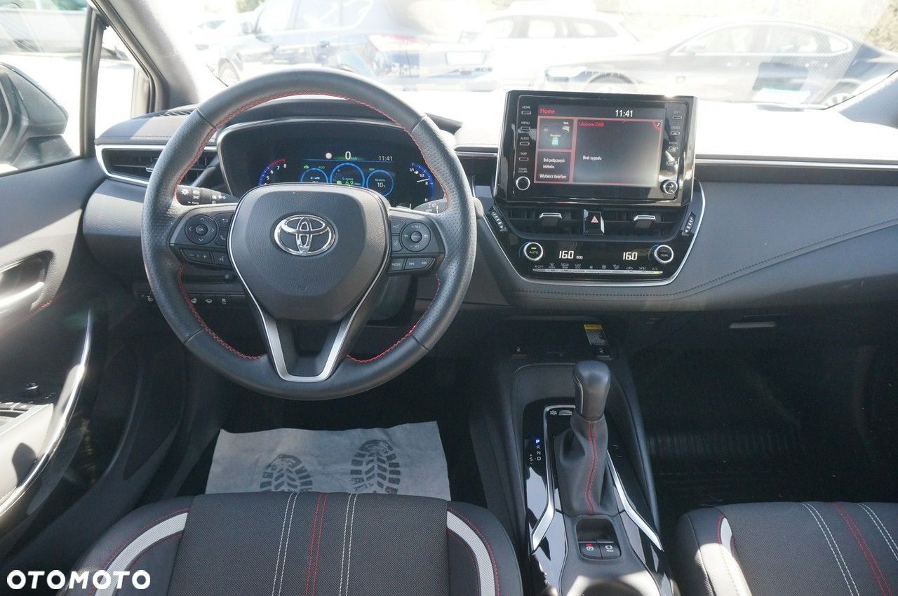 Toyota Corolla - 12