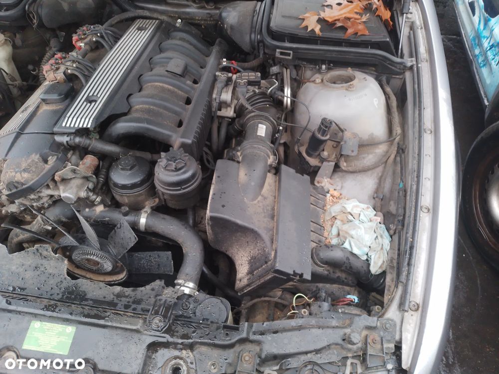 BMW E39 95-00 520I M52B20 1 X VANOS-  POMPA ABS - 26