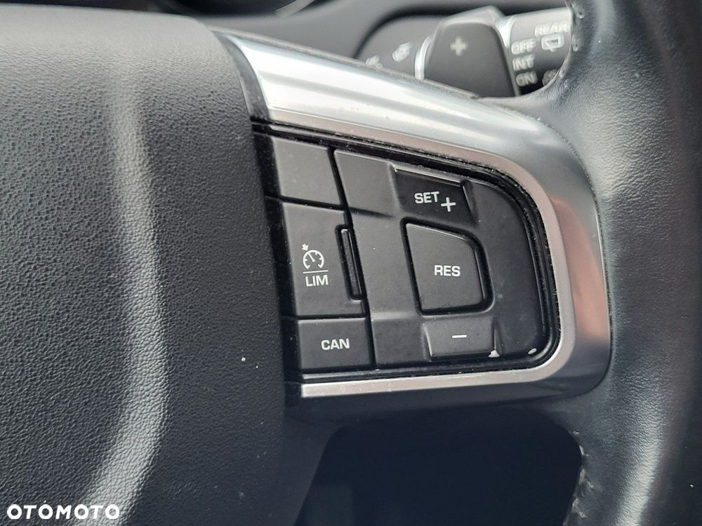 Land Rover Discovery Sport - 27