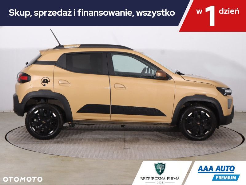 Dacia Spring - 8