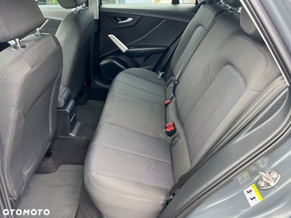 Audi Q2 30 TDI - 16