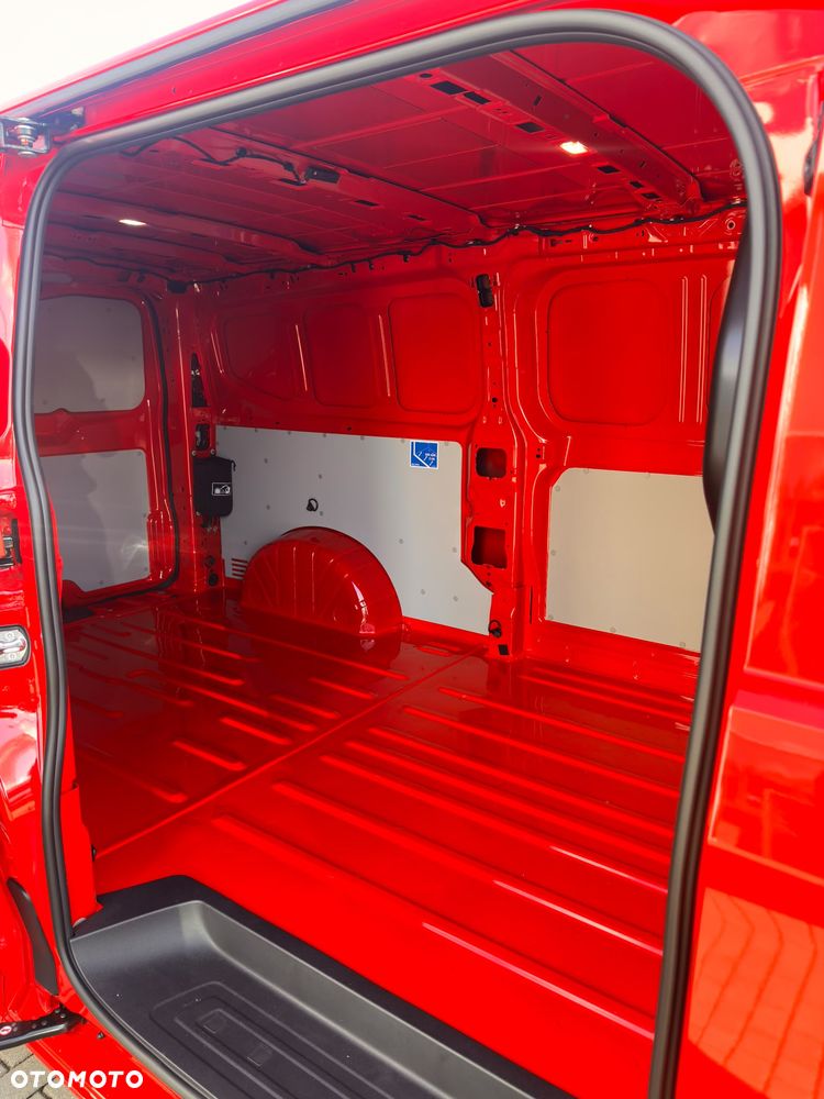 Volkswagen Transporter T7 - 6
