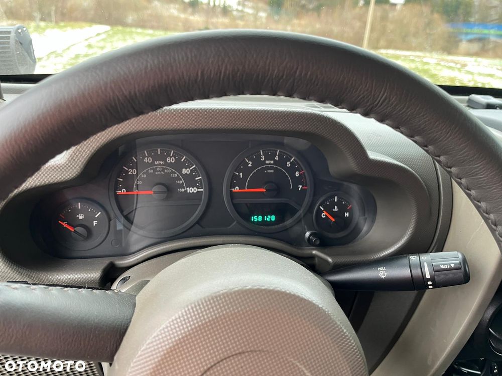 Jeep Wrangler - 22