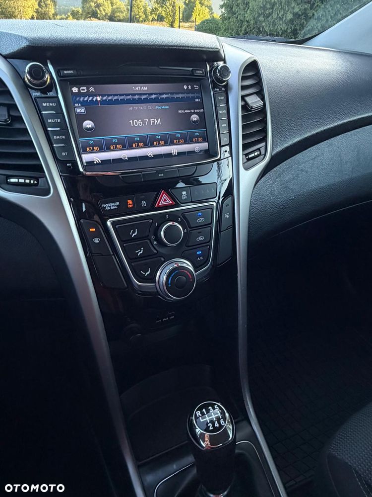 Hyundai i30 1.4 Premium - 8