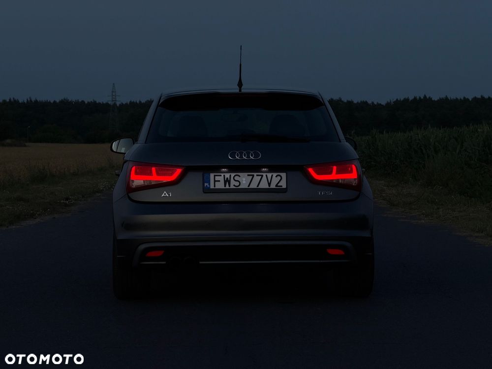 Audi A1 Sportback 1.4 TFSI S tronic S line edition - 13