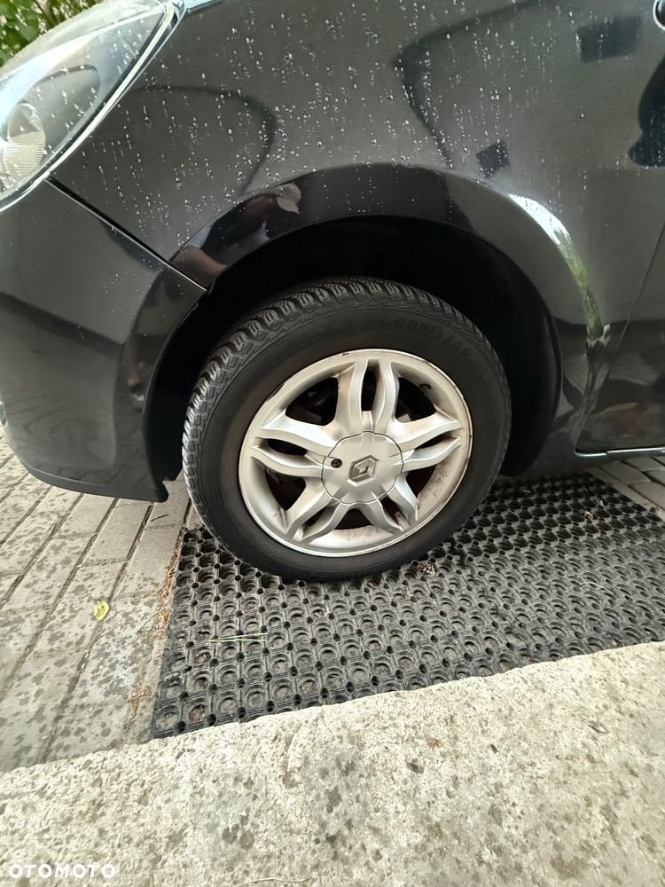 Renault Clio 1.5 dCi Expression - 16