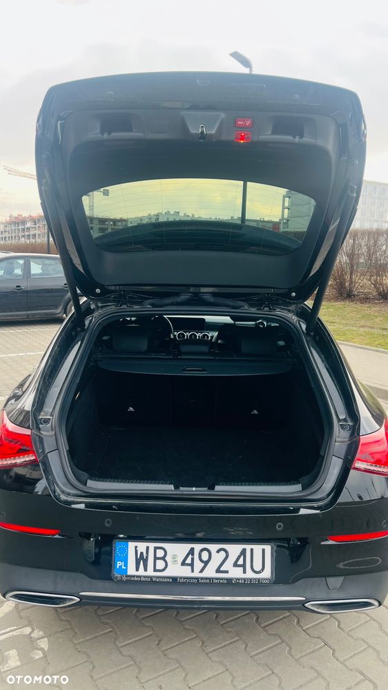 Mercedes-Benz CLA 180 7G-DCT - 9