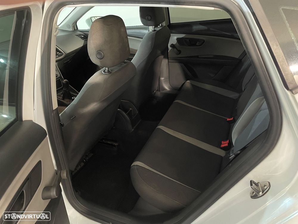 SEAT Leon 1.6 TDI DPF Ecomotive Reference - 9