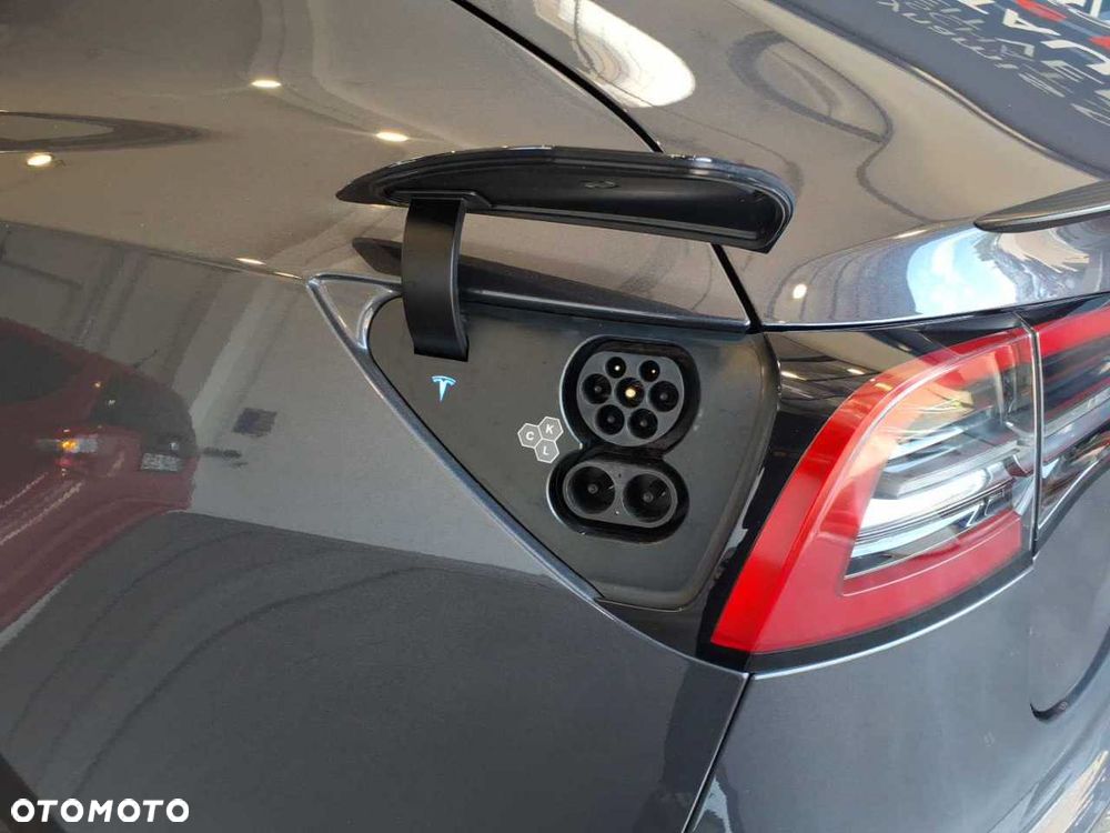 Tesla Model 3 Langstreckenbatterie Allradantrieb Dual Motor Performance - 9