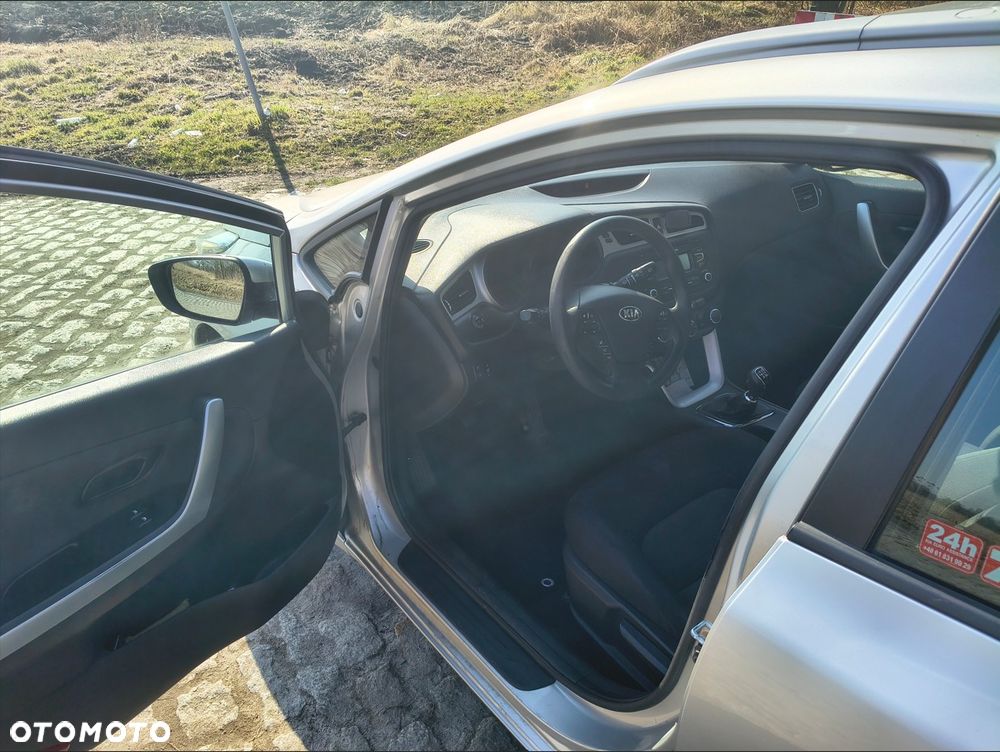 Kia Ceed 1.6 CRDi M - 8
