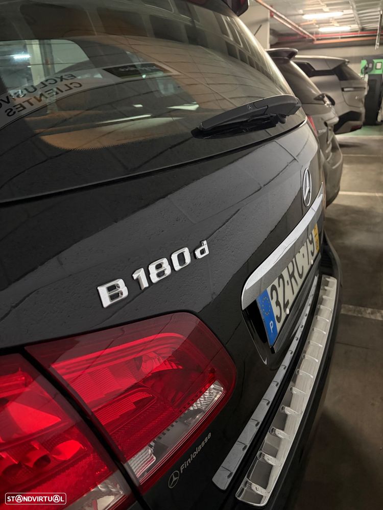 Mercedes-Benz B 180 d Urban - 10