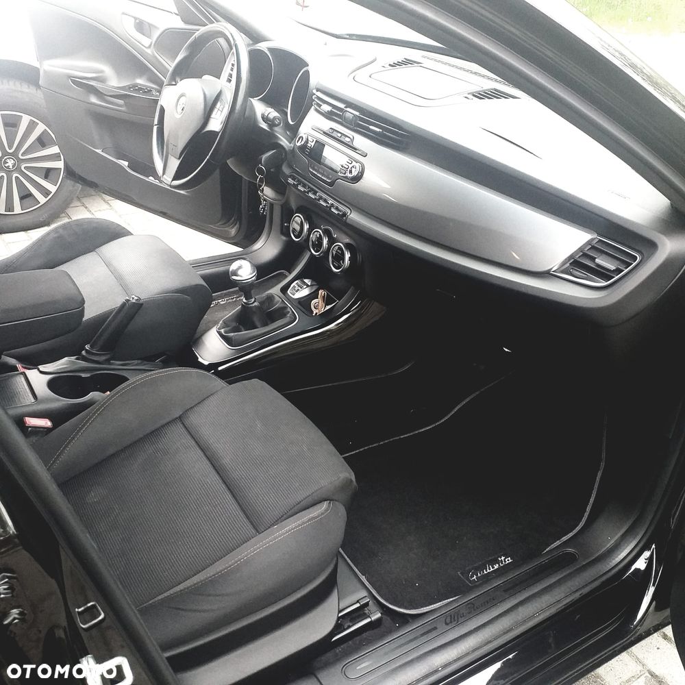 Alfa Romeo Giulietta - 7