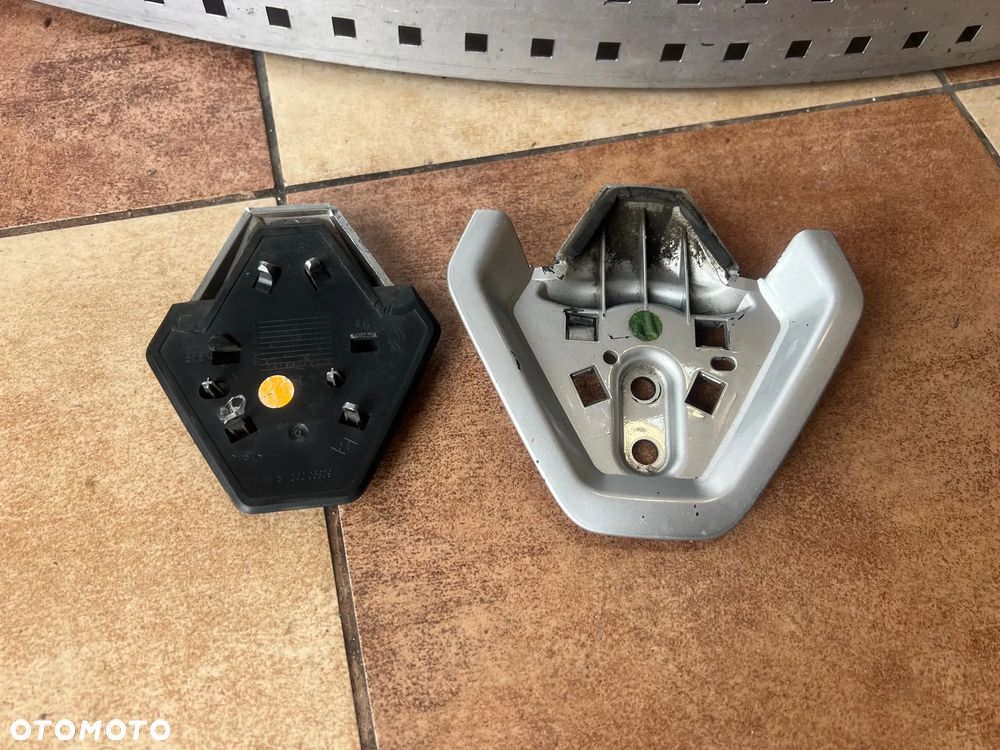 RENAULT MEGANE III ZNACZEK W MASKĘ LOGO EMBLEMAT PRZÓD 628950001R TED69 TERNR - 2