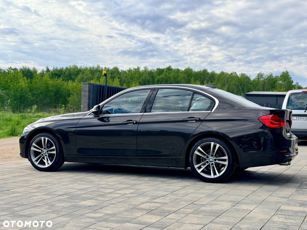 BMW Seria 3 330i Luxury Line - 6
