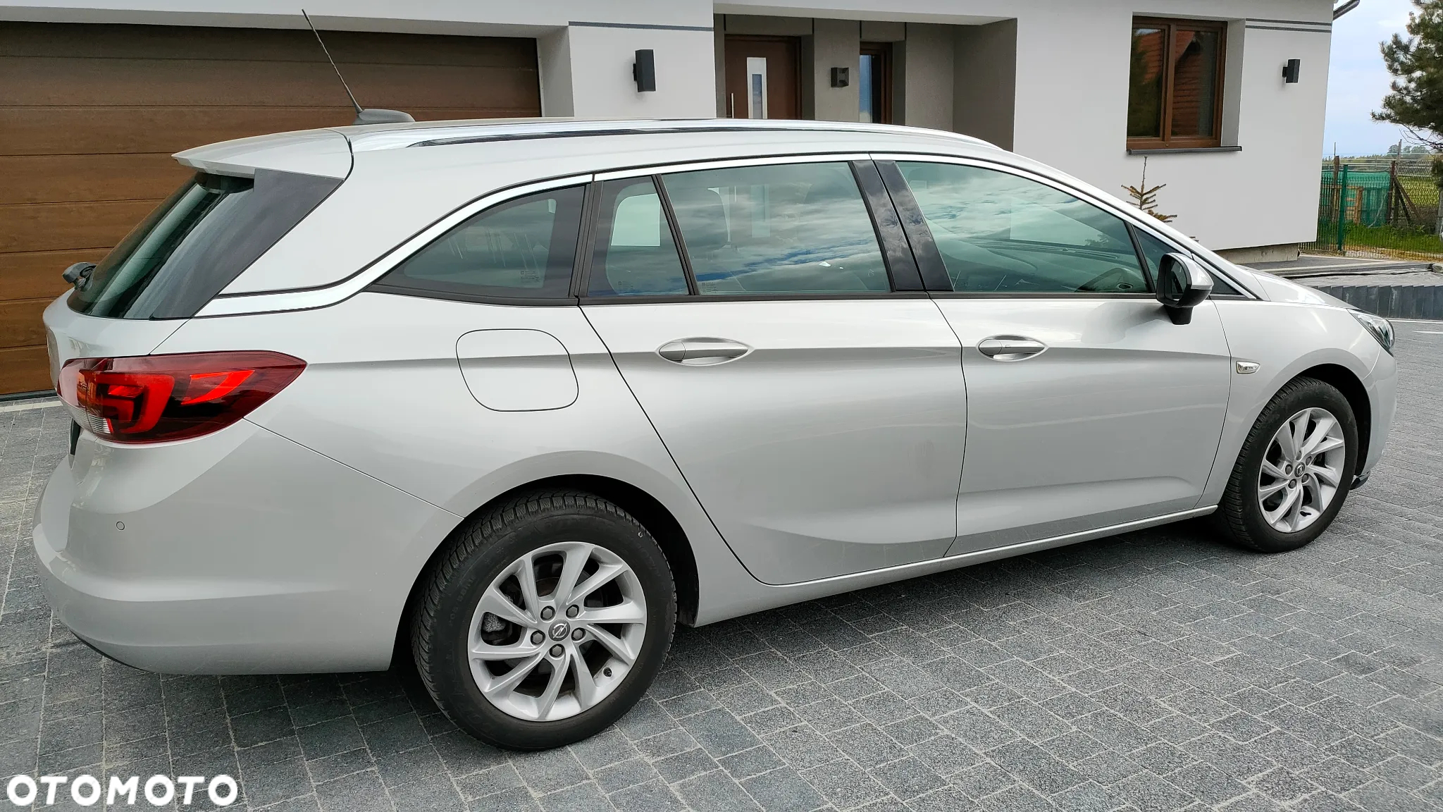 Opel Astra V 1.6 CDTI Dynamic S&S - 7