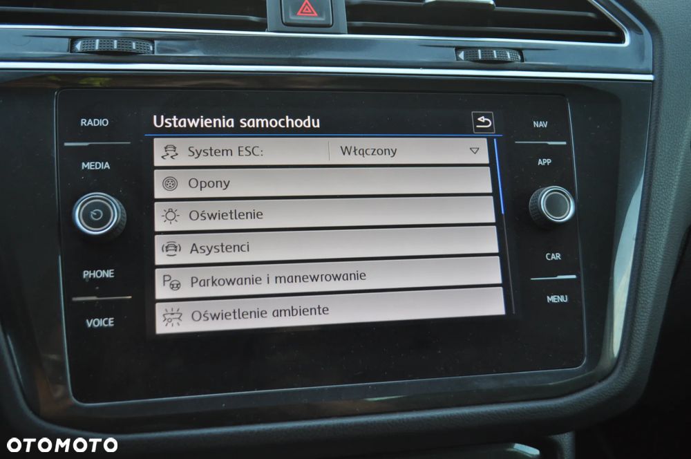 Volkswagen Tiguan 2.0 TDI SCR (BlueMotion Technology) Highline - 32