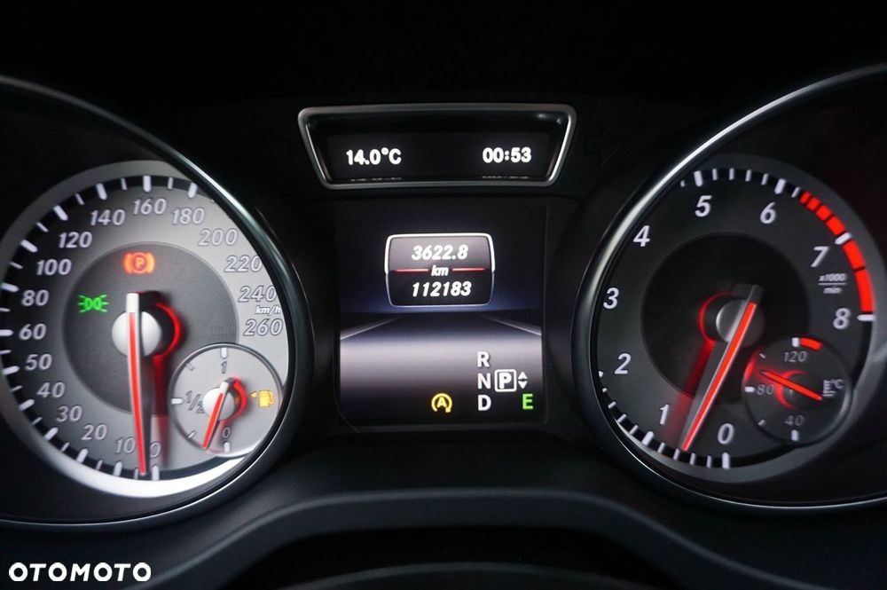 Mercedes-Benz GLA 200 7G-DCT AMG Line - 8