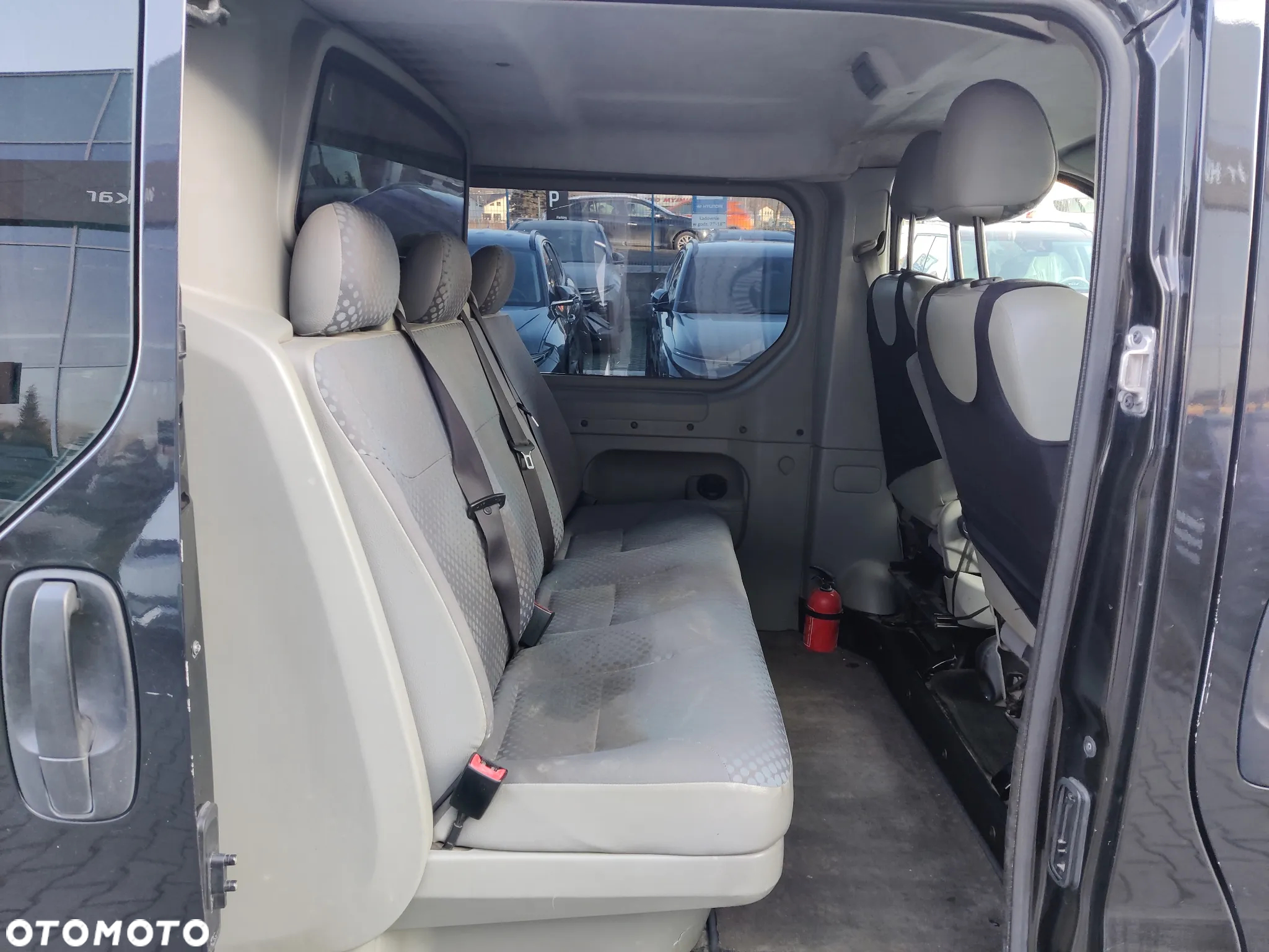 Renault Trafic - 16