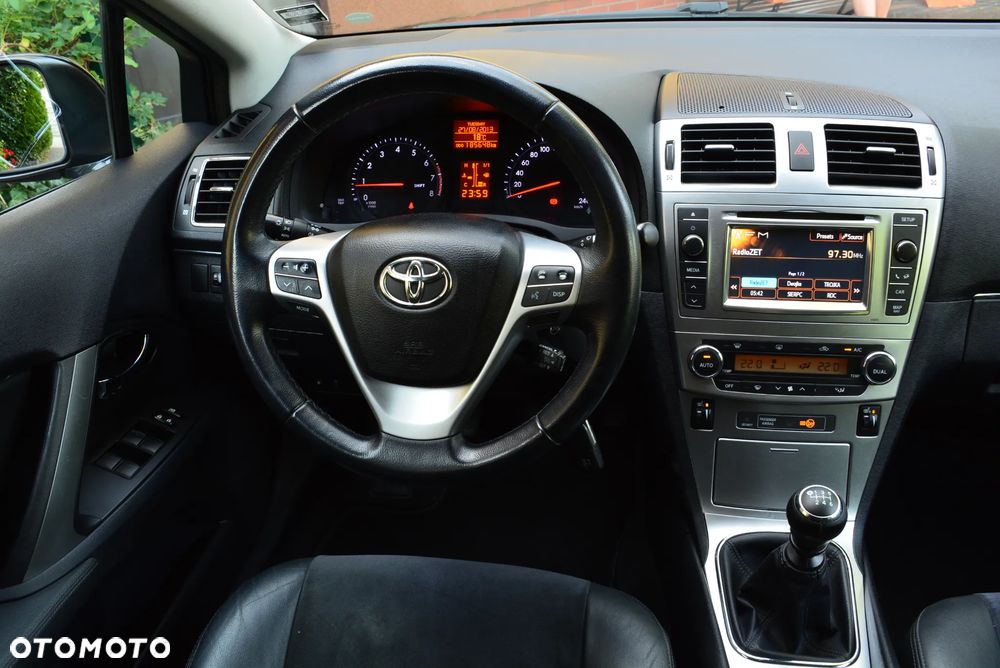 Toyota Avensis Touring Sports 1.8 Business Edition - 22