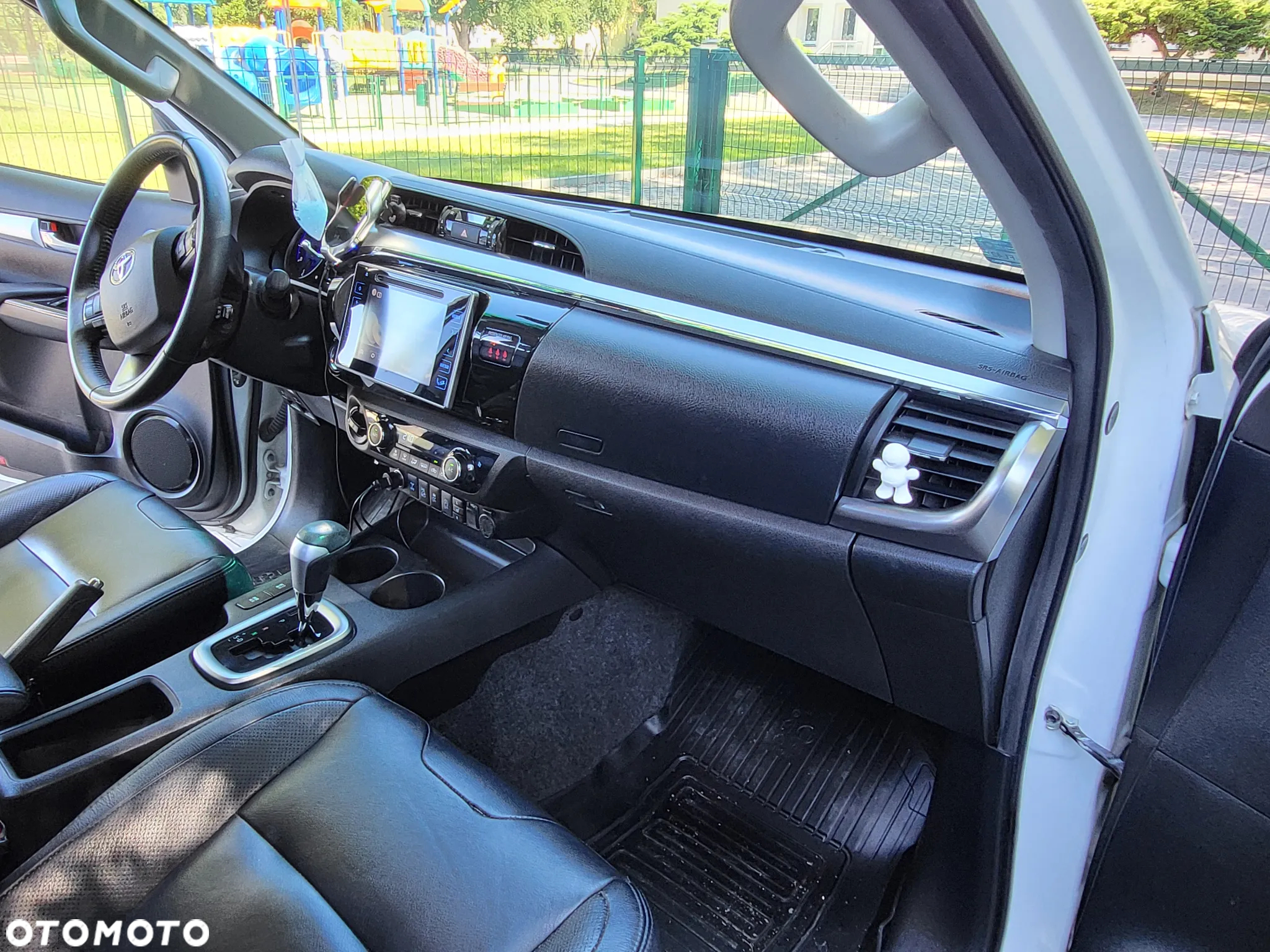 Toyota Hilux 2.4 D-4D Double Cab SR 4x4 - 16