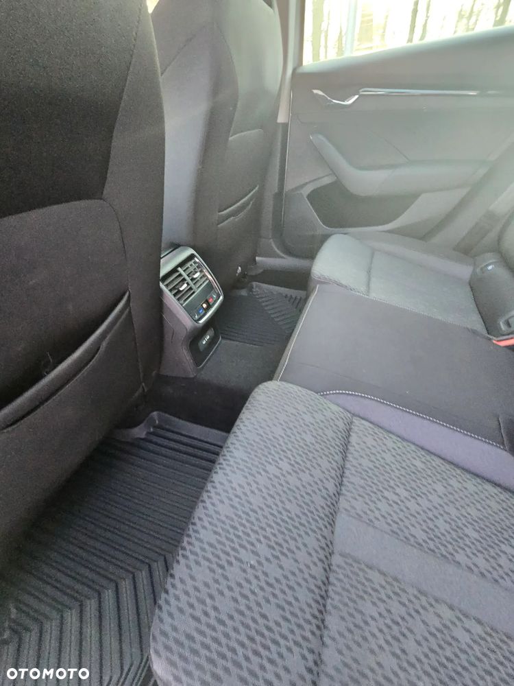Skoda Octavia 2.0 TDI DSG Style - 13