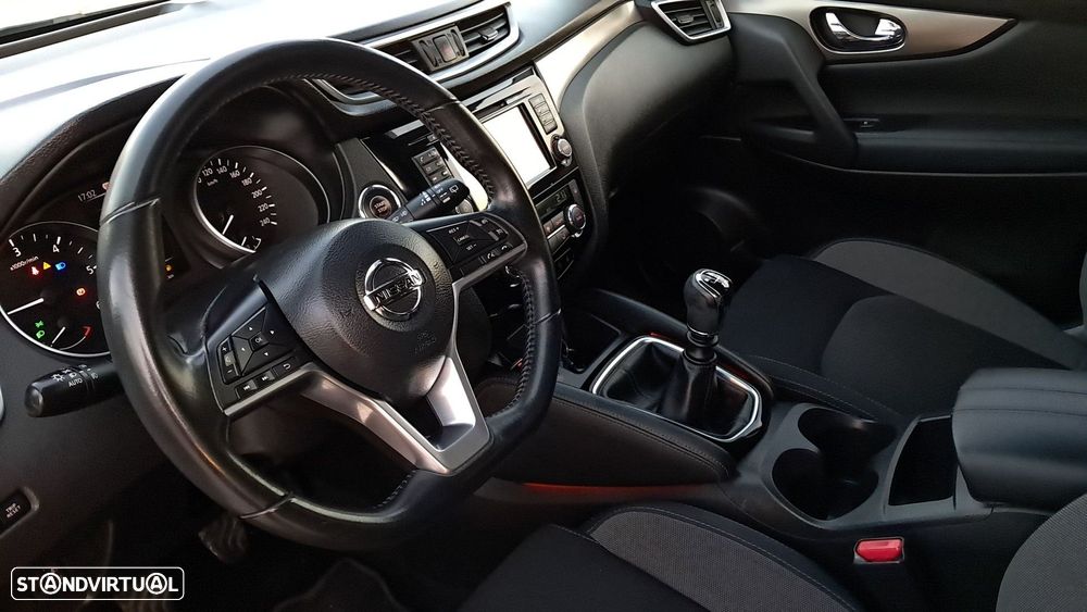 Nissan Qashqai 1.5 dCi N-Connecta - 13
