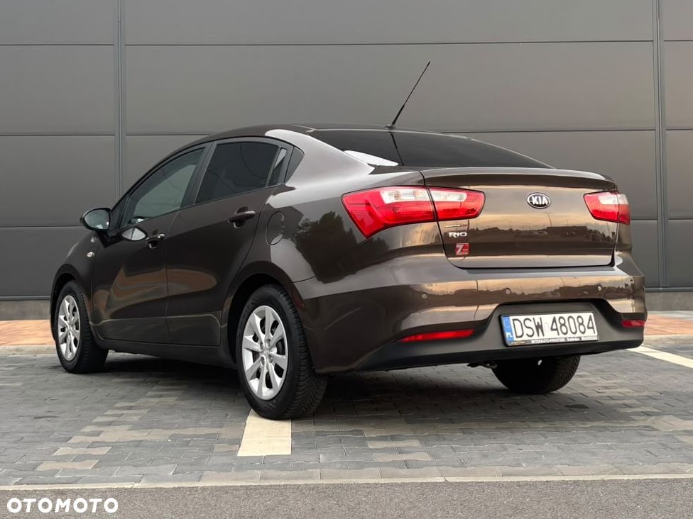 Kia Rio 1.2 M - 15
