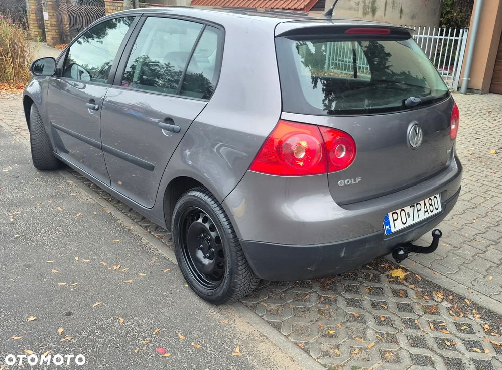 Volkswagen Golf 1.9 TDI Sportline - 3