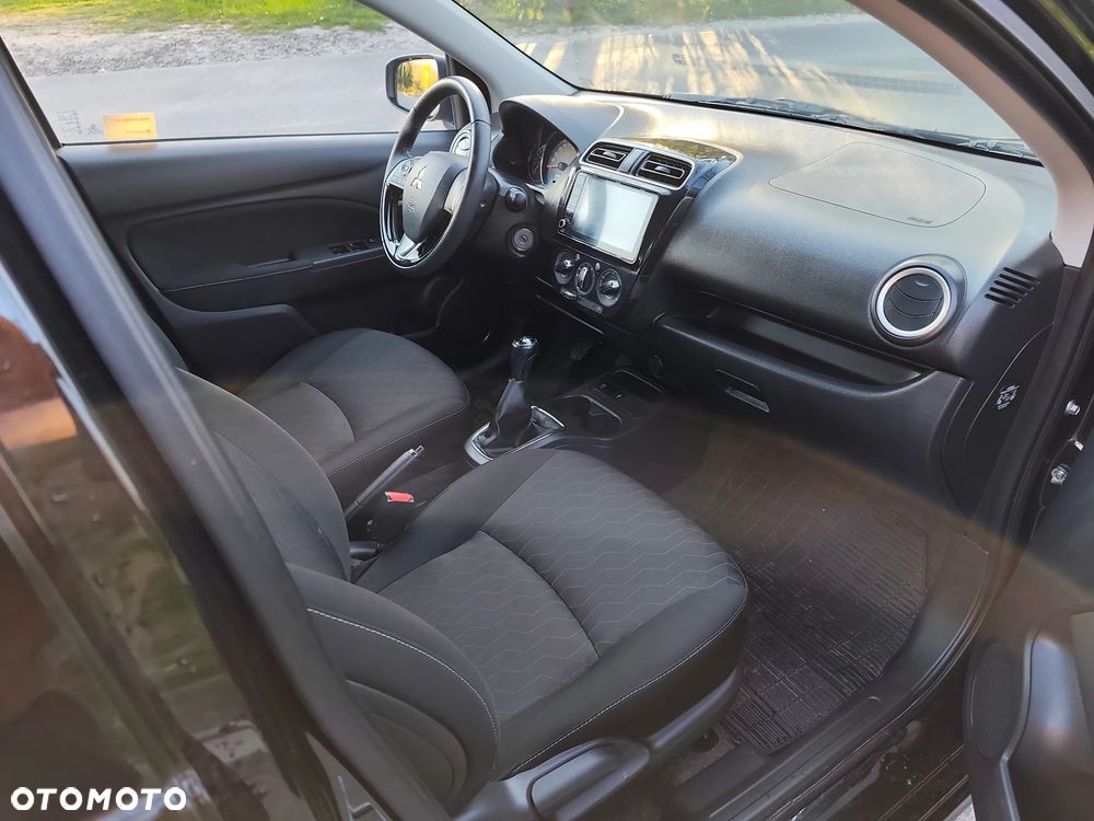 Mitsubishi Space Star - 11