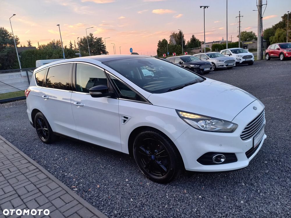 Ford S-Max 2.0 TDCi Titanium PowerShift - 9