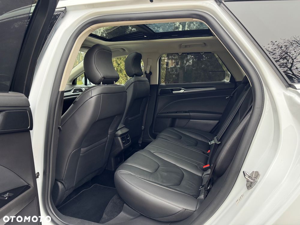 Ford Mondeo 2.0 TDCi Titanium PowerShift - 35