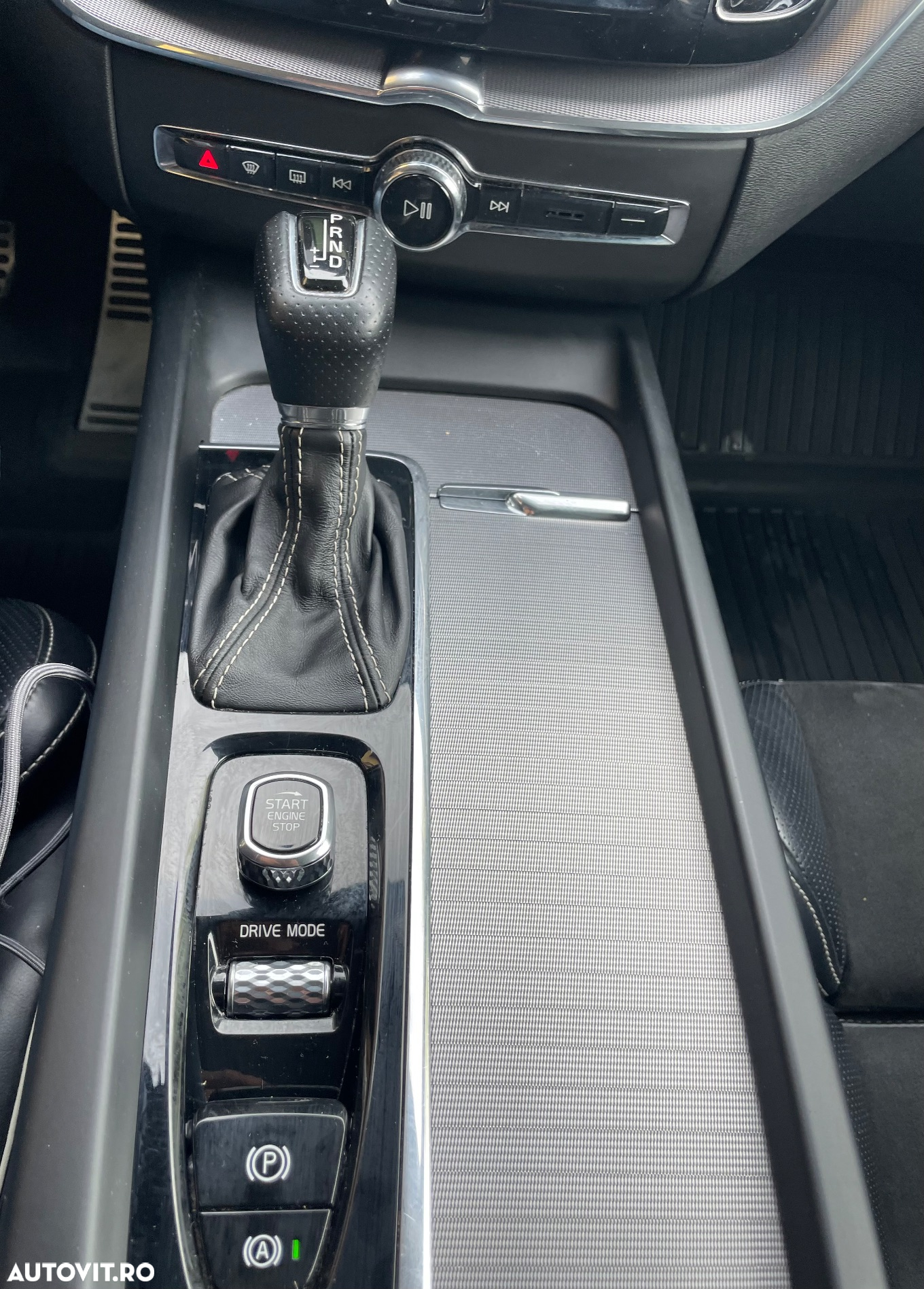 Volvo XC 60 T5 AWD Geartronic RDesign - 36